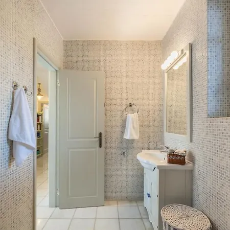 Isterni - 3 Bedroom Sea View 13 Min Naousa - Blue Coral 1